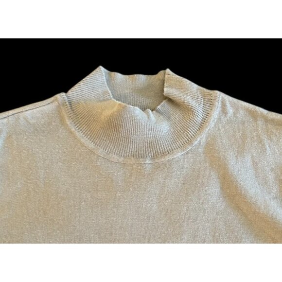 Mock Turtle Neck Tank Top Sleeveless Chico's Sz 2 Medium Gray Knit Closet Staple - Picture 3 of 11